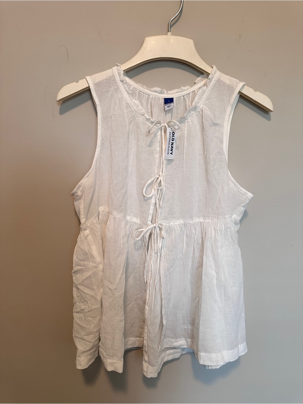 NWT Old Navy White Tie-Front Sleeveless Cotton Top